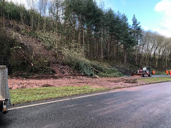 Traffic disruption as Brecon bypass remains closed brecon radnor