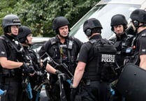 Armed police take over uni campus - for hostage training