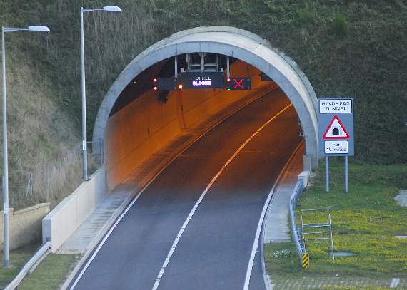 Call for better diversion signs when A3 tunnel shuts