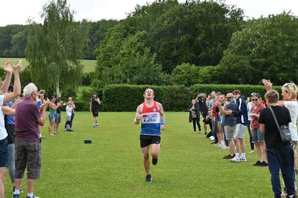 Dad undertakes epic 100km Father's Day run for Teenage Cancer Trust