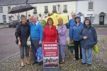 Usk continues to bloom