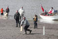 River Tamar mudflat cricketers – how’s that for a cricket match!