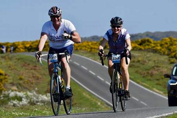 Couple sign up for 100-mile charity cycling challenge