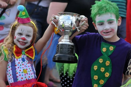 What time is it all happening at Hale Carnival this weekend?