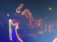 Video: Father Christmas spotted in Farnham on 2022 Santa’s Sleigh tour