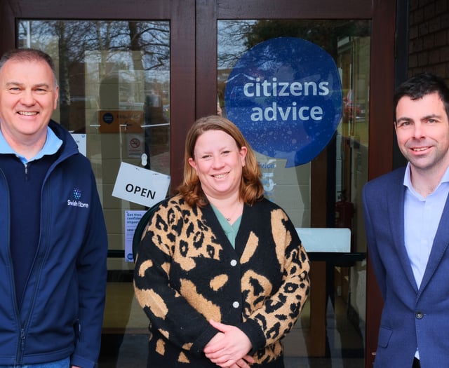 Broadband company gives £4,000 to organisations in Whitehill & Bordon