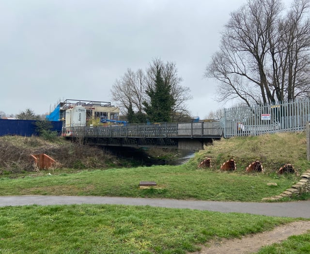 Brightwells could open next spring without promised cyclist bridge