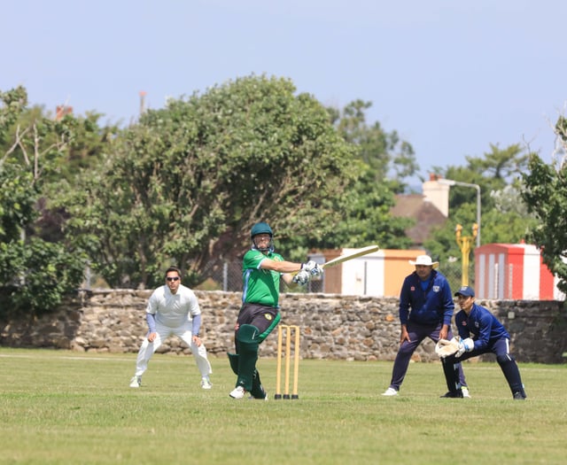 Webber smashes ton in Ramsey win while Crosby maintain chase