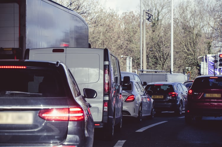 Heavy congested traffic on a busy London street