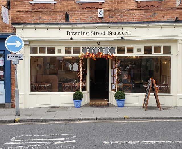 New up market brasserie and cocktail bar arrive in Farnham town centre