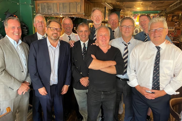 Farnham Grammar Schools '69ers' met recently at The Queen's Head