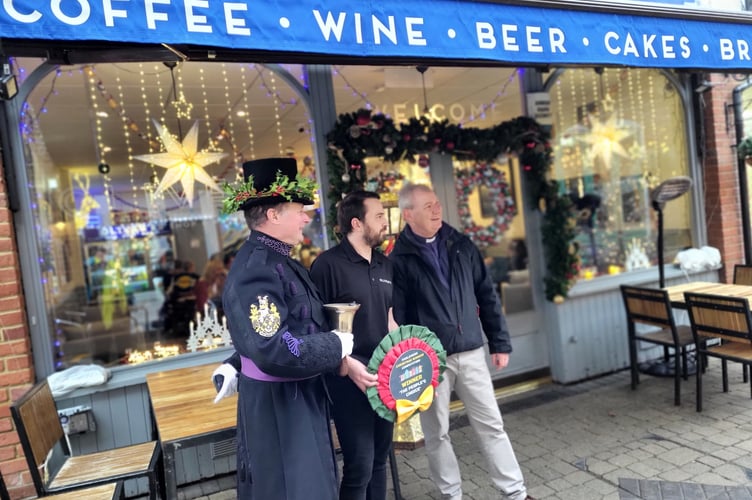 Oliver's Haslemere Christmas Window Competition 2023