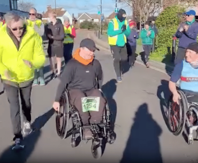 Farnham teen completes 10km in a wheelchair alongside Paralympian hero