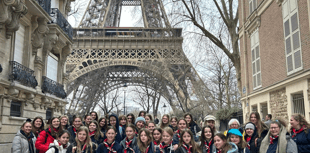 Girl Guides travel to Paris to receive Baden Powell Challenge Awards