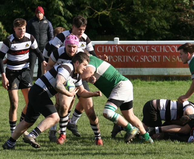 Farnham return to winning ways against determined Salisbury side