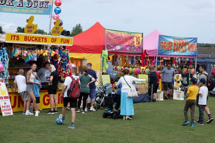 Interest hotting up in record-breaking Wrecclesham Village Fete