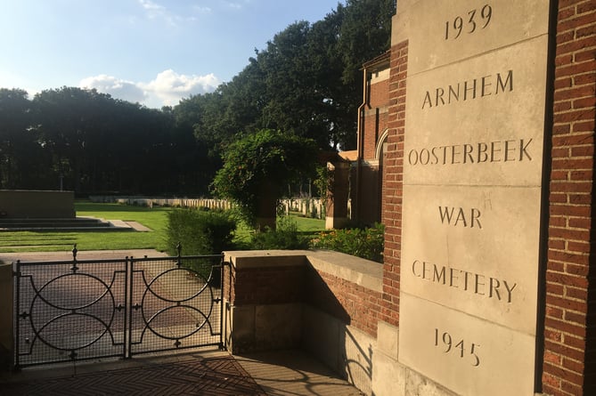 Arnhem War Cemetery