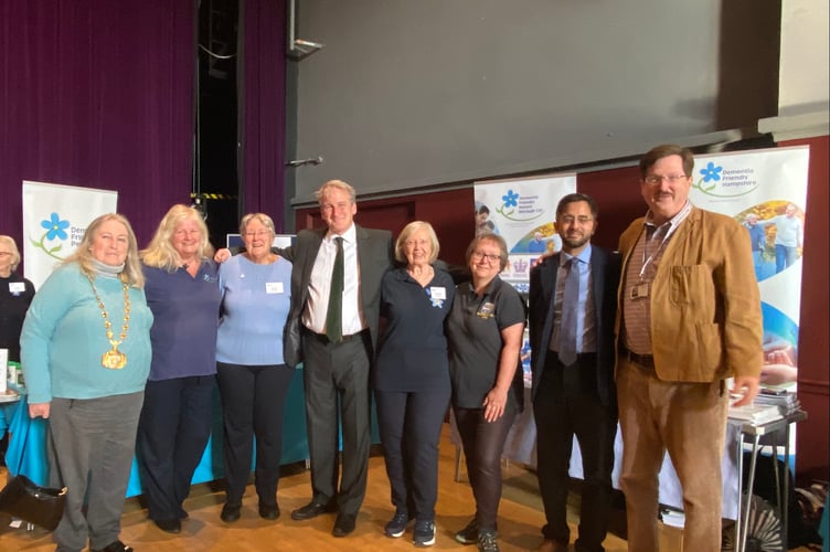 MP Damian Hinds, with Cllr Adeel Shah, town mayor Cllr Lesley Farrow, JC Crissey and volunteers from Dementia Friendly Petersfield/Alton and more